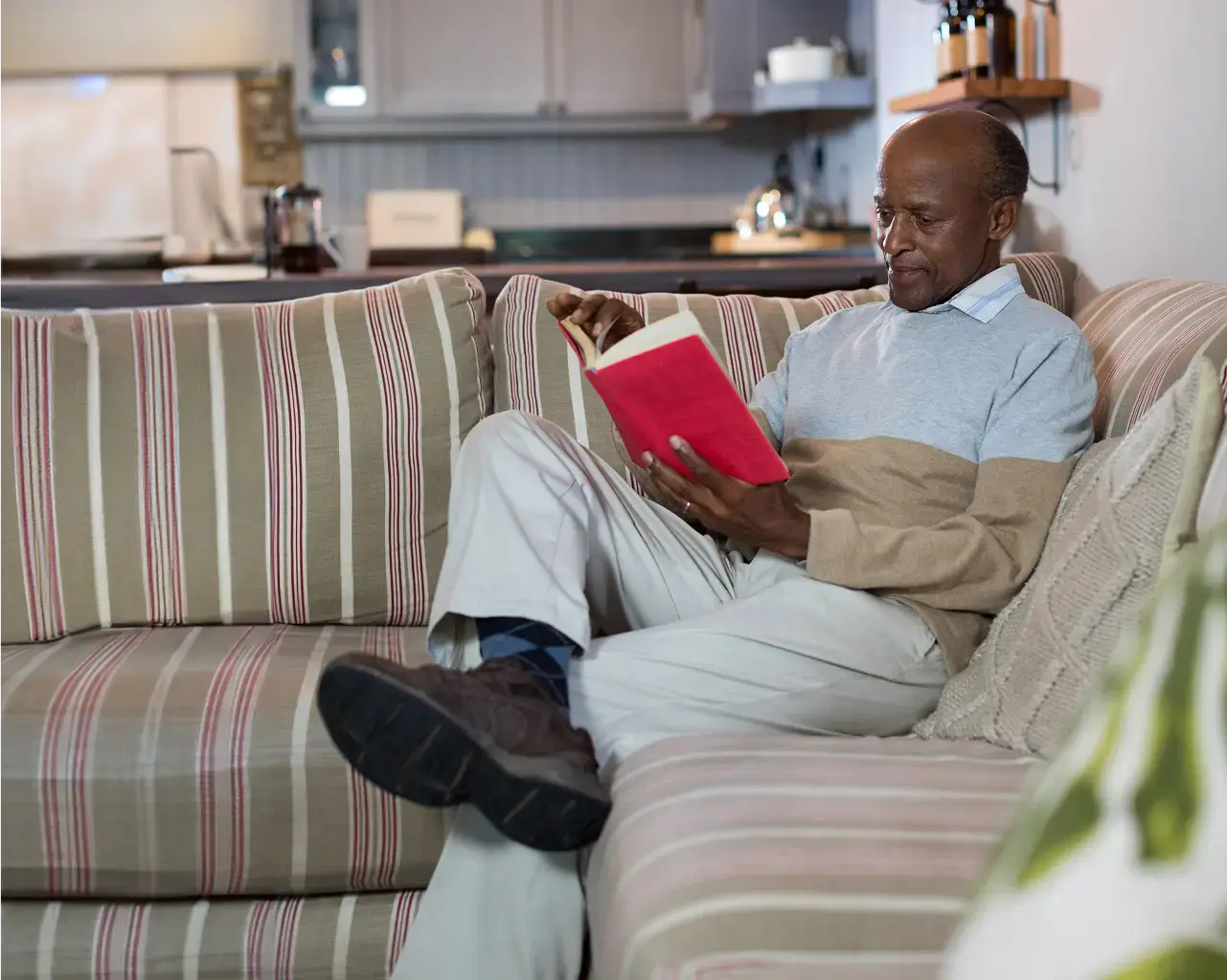 Man reading and seeking solutions; I wouldn’t let my wound win.